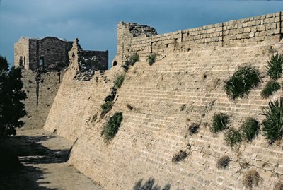 Restos de las murallas de la fortaleza, construidas c.37-31 a.C. de Unbekannt Unbekannt